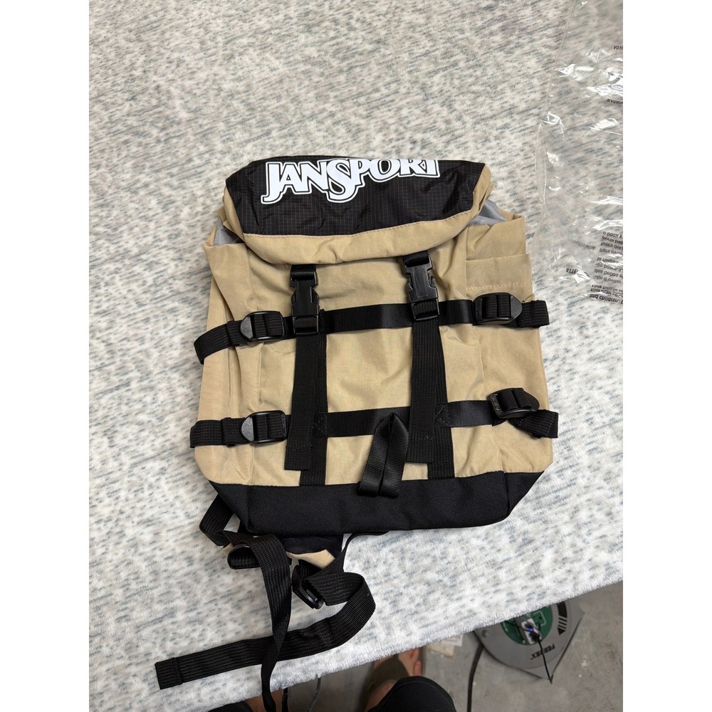 Jansport Mini Skip Pack Backpack Travertine Tan Black‎ Adjustable Straps NWT